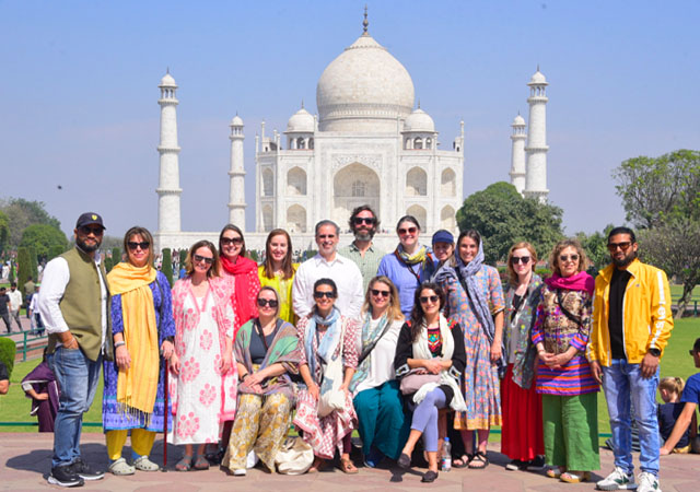 LUXURY TAJ MAHAL TOUR FROM DELHI